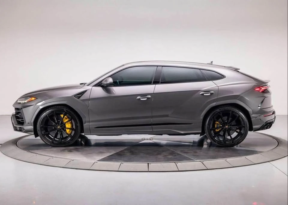 2021 Lamborghini Urus - Image 2 of 13