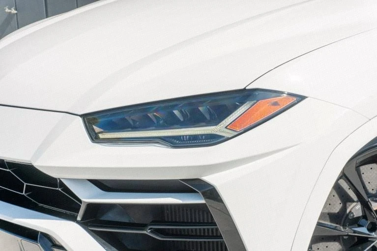 2021 Lamborghini Urus - Image 13 of 19