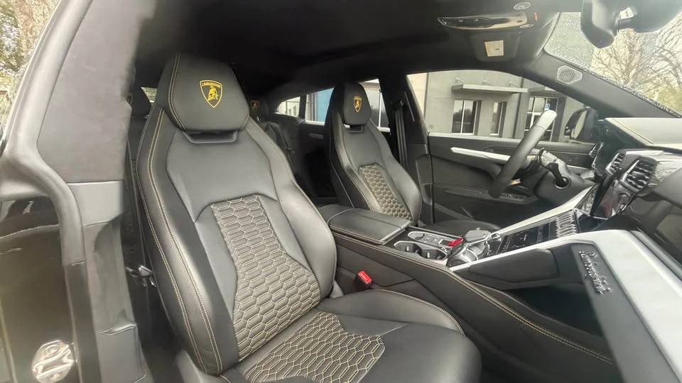 2021 Lamborghini Urus - Image 15 of 19