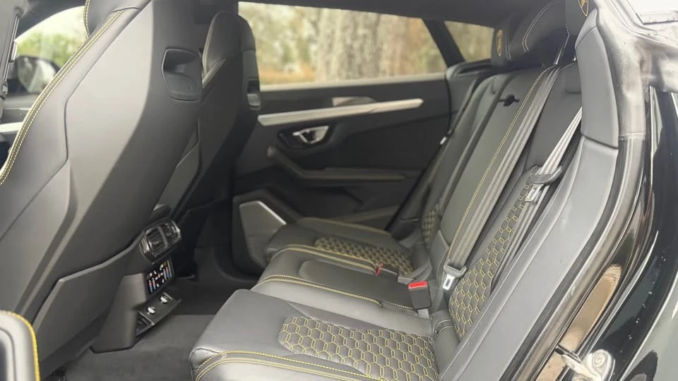2021 Lamborghini Urus - Image 13 of 19