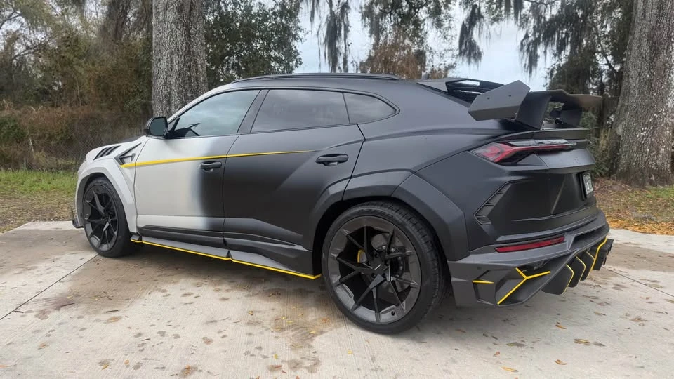2021 Lamborghini Urus - Image 7 of 19