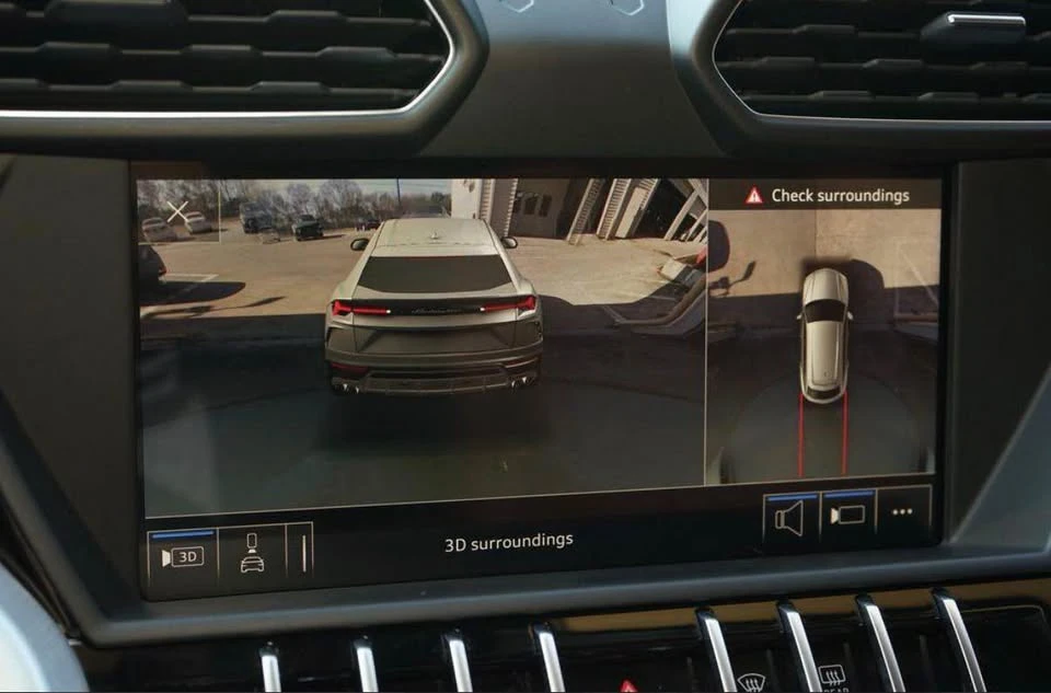 2021 Lamborghini Urus - Image 13 of 20