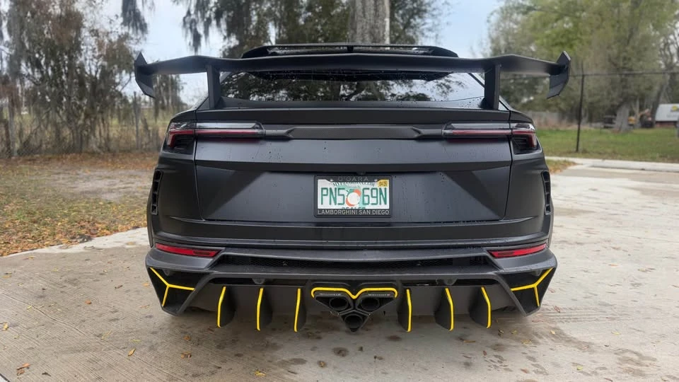 2021 Lamborghini Urus - Image 8 of 19
