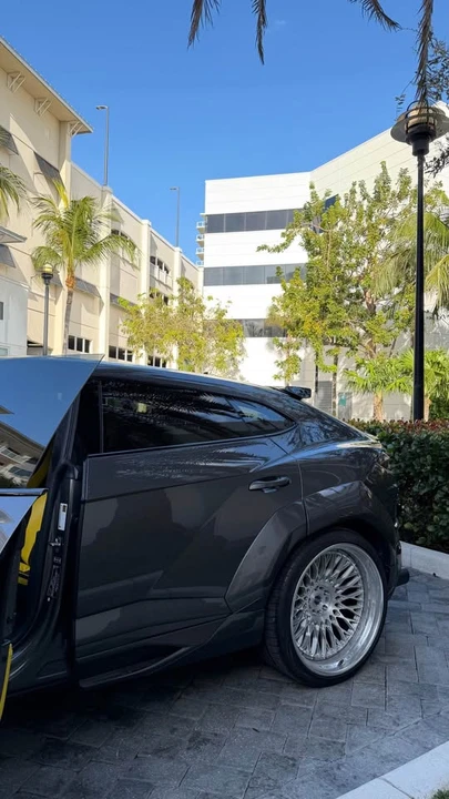 2021 Lamborghini Urus - Image 3 of 6
