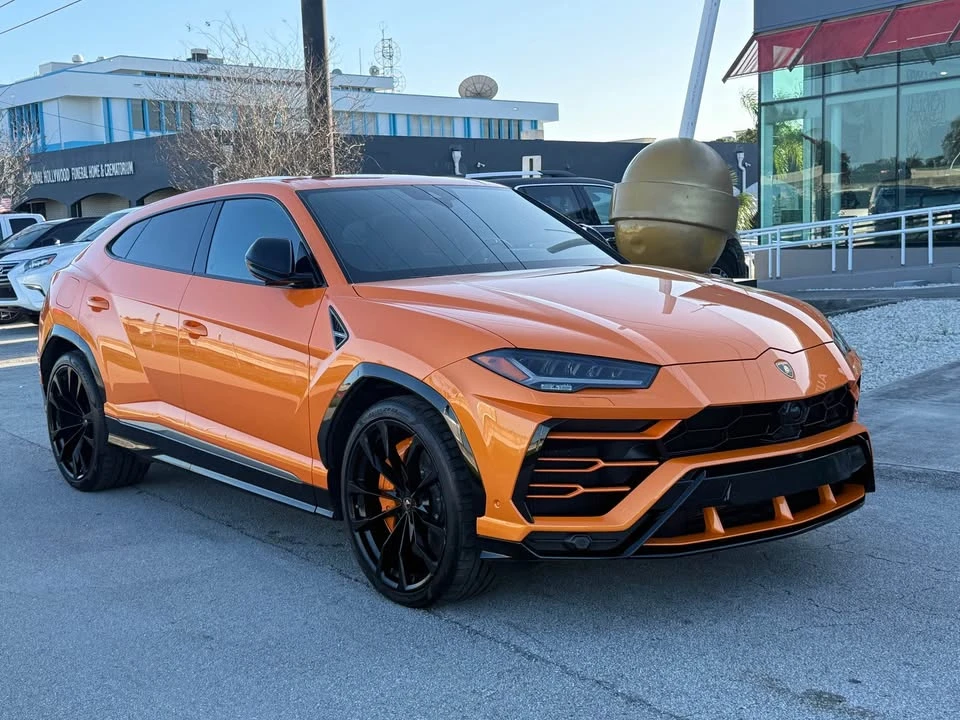 2021 Lamborghini Urus - Image 5 of 15