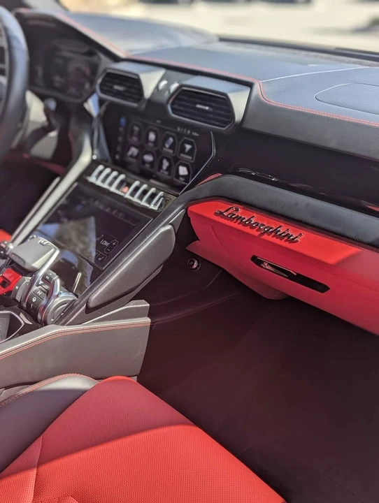 2021 Lamborghini Urus - Image 13 of 13
