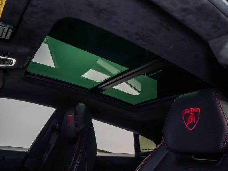 2021 Lamborghini Urus - Image 6 of 13