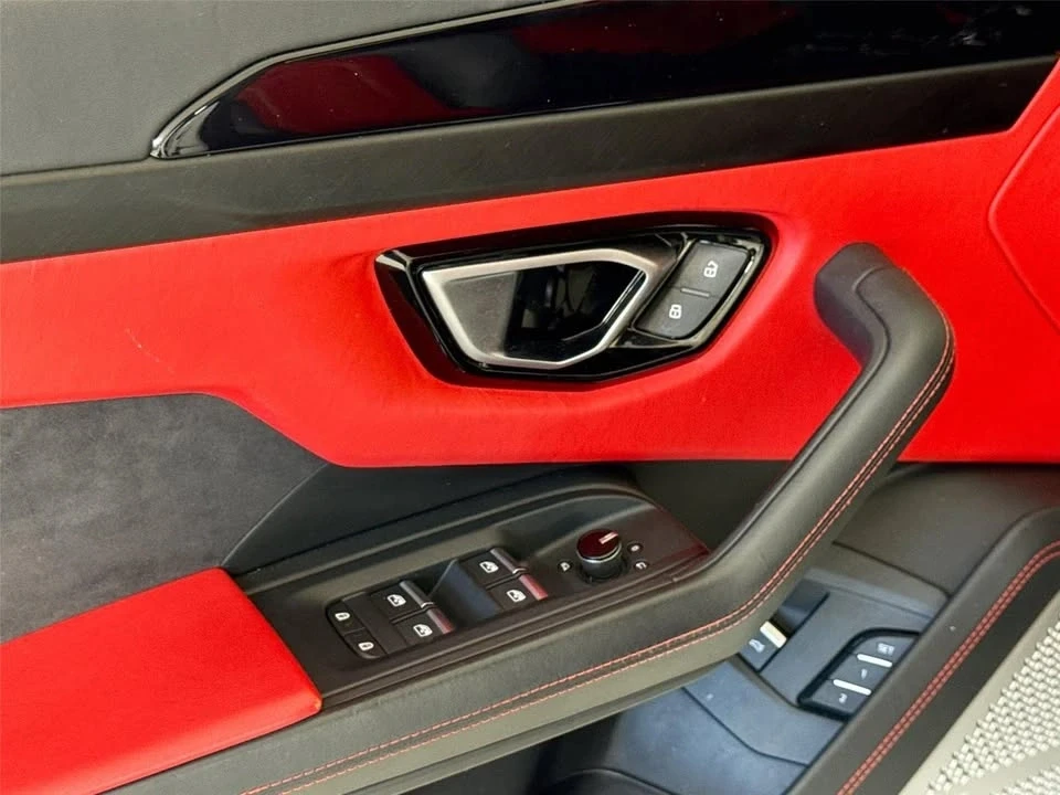 2021 Lamborghini Urus - Image 11 of 20