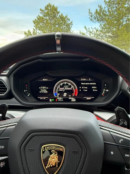 2021 Lamborghini Urus - Image 7 of 14
