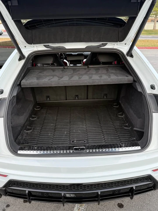 2021 Lamborghini Urus - Image 5 of 14