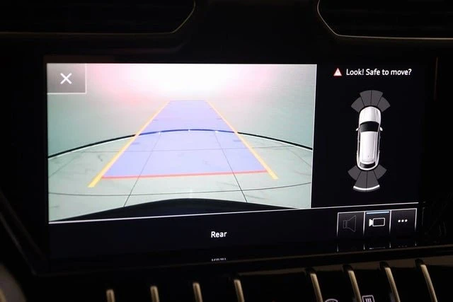 2021 Lamborghini Urus - Image 8 of 20