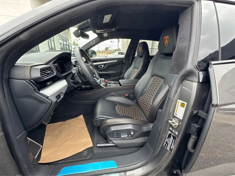 2021 Lamborghini Urus - Image 9 of 19