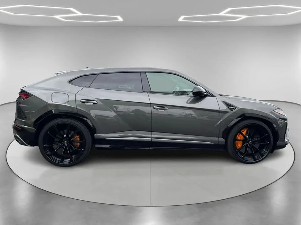 2021 Lamborghini Urus - Image 4 of 19