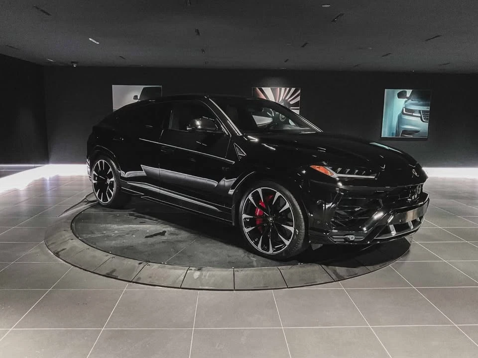2021 Lamborghini Urus - Image 2 of 19