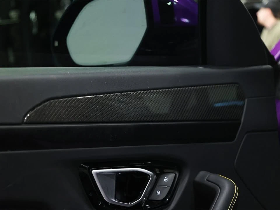 2021 Lamborghini Urus - Image 15 of 19