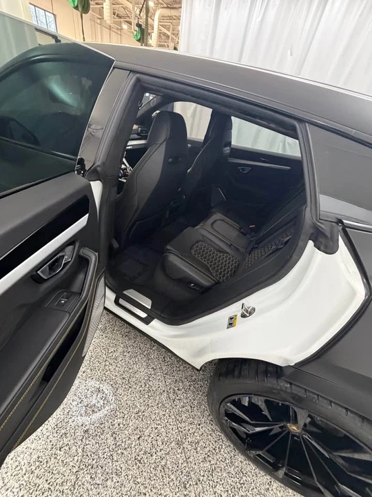 2021 Lamborghini Urus - Image 6 of 11