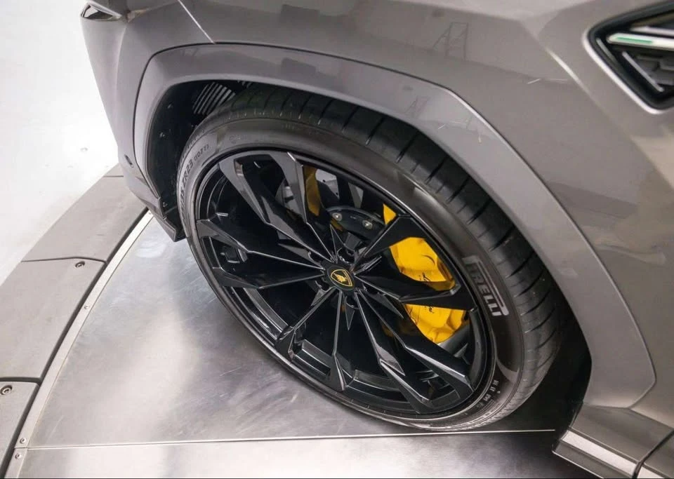 2021 Lamborghini Urus - Image 11 of 18