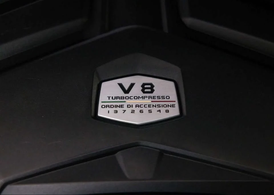 2021 Lamborghini Urus - Image 9 of 18