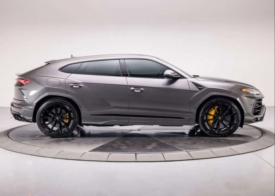 2021 Lamborghini Urus - Image 3 of 18