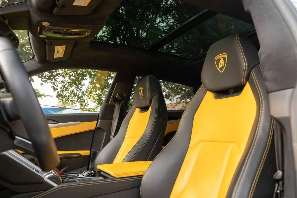 2021 Lamborghini Urus - Image 6 of 9