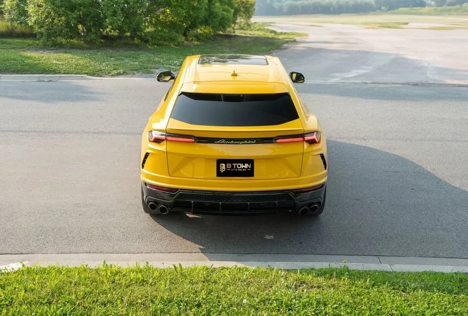 2021 Lamborghini Urus - Image 9 of 9