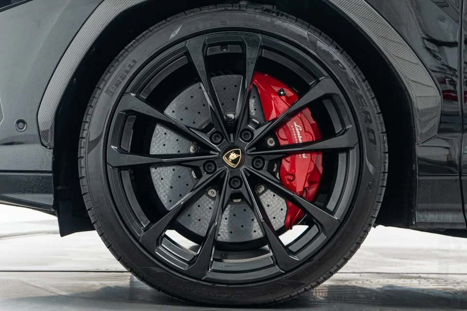2021 Lamborghini Urus - Image 6 of 15