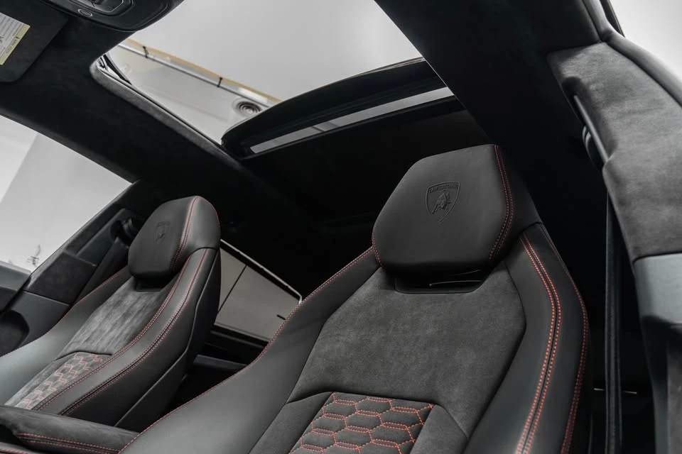 2021 Lamborghini Urus - Image 14 of 15