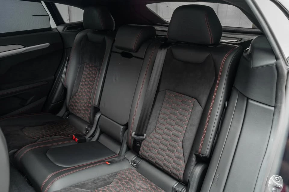 2021 Lamborghini Urus - Image 12 of 15