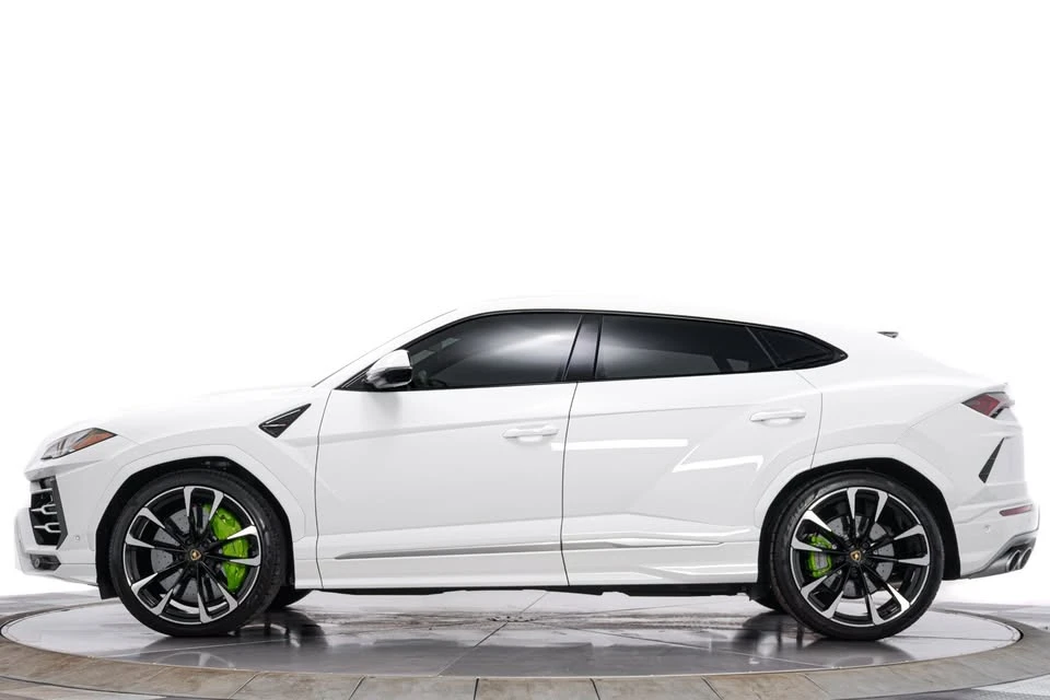 2021 Lamborghini Urus - Image 5 of 14