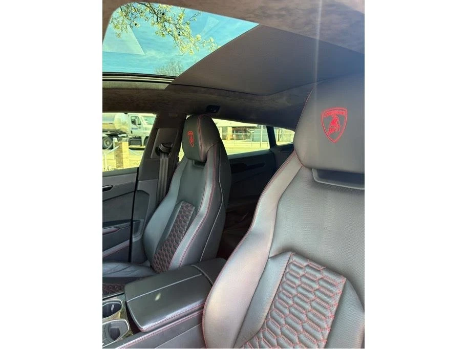 2021 Lamborghini Urus - Image 11 of 20