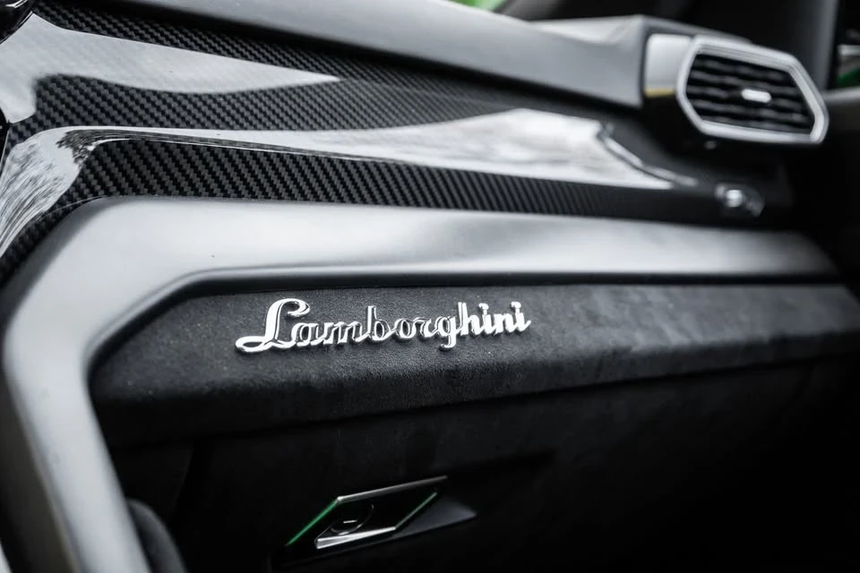 2021 Lamborghini Urus - Image 15 of 20