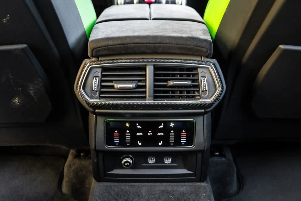 2021 Lamborghini Urus - Image 19 of 20