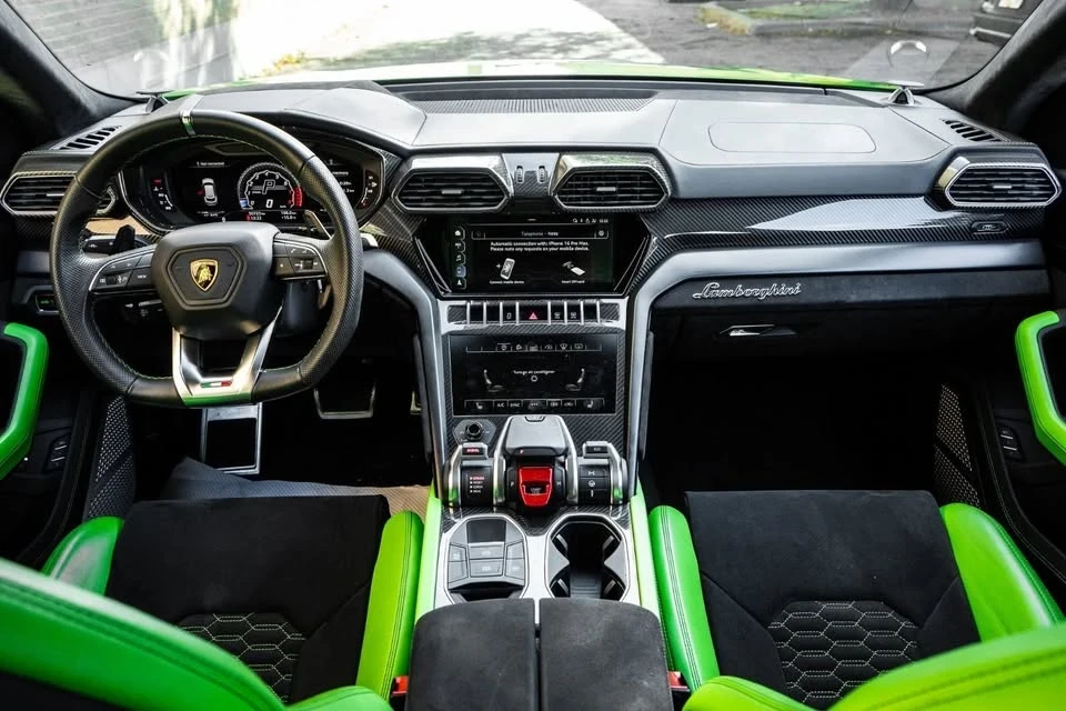 2021 Lamborghini Urus - Image 10 of 20