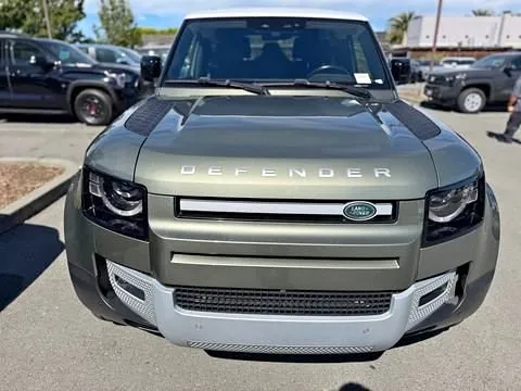 2021 Land Rover Defender 90 First Edition
