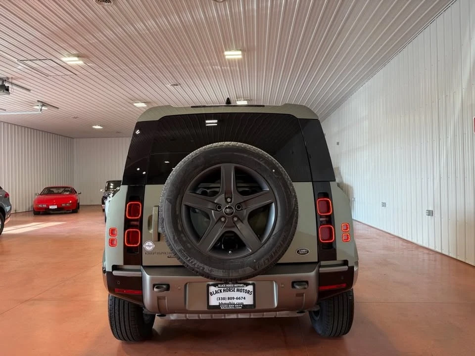 2021 Land Rover Defender L663 - Image 11 of 20