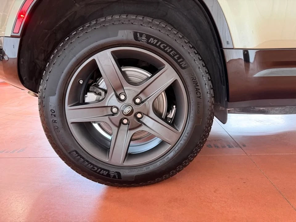 2021 Land Rover Defender L663 - Image 16 of 20