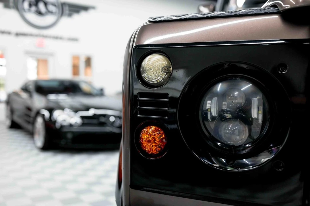 2021 Land Rover Defender L663 - Image 18 of 21