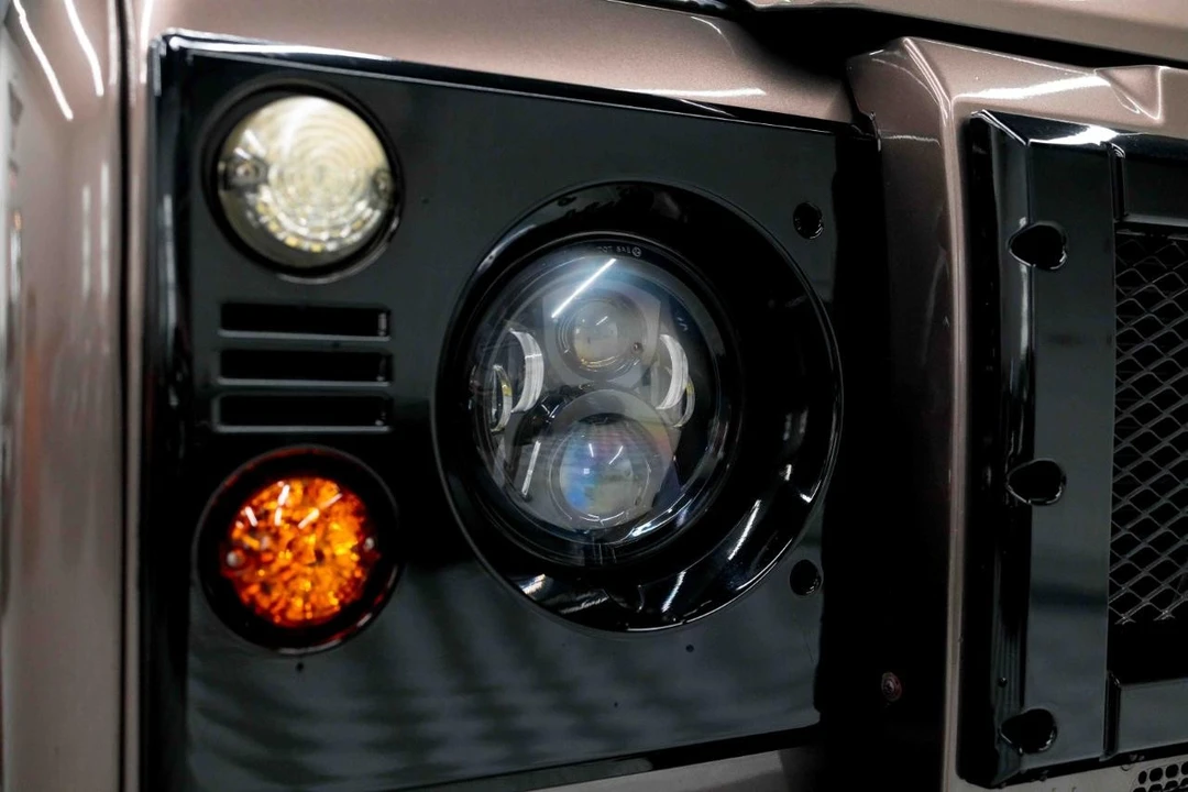 2021 Land Rover Defender L663 - Image 19 of 21
