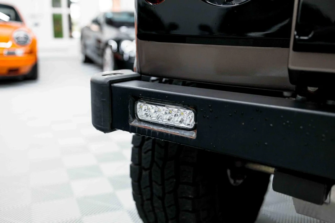 2021 Land Rover Defender L663 - Image 17 of 21