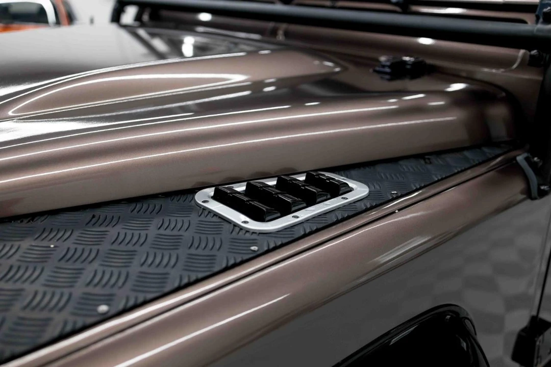 2021 Land Rover Defender L663 - Image 12 of 21
