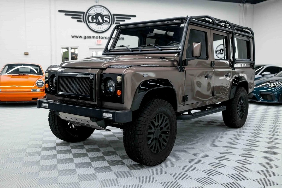 2021 Land Rover Defender L663 - Image 3 of 21