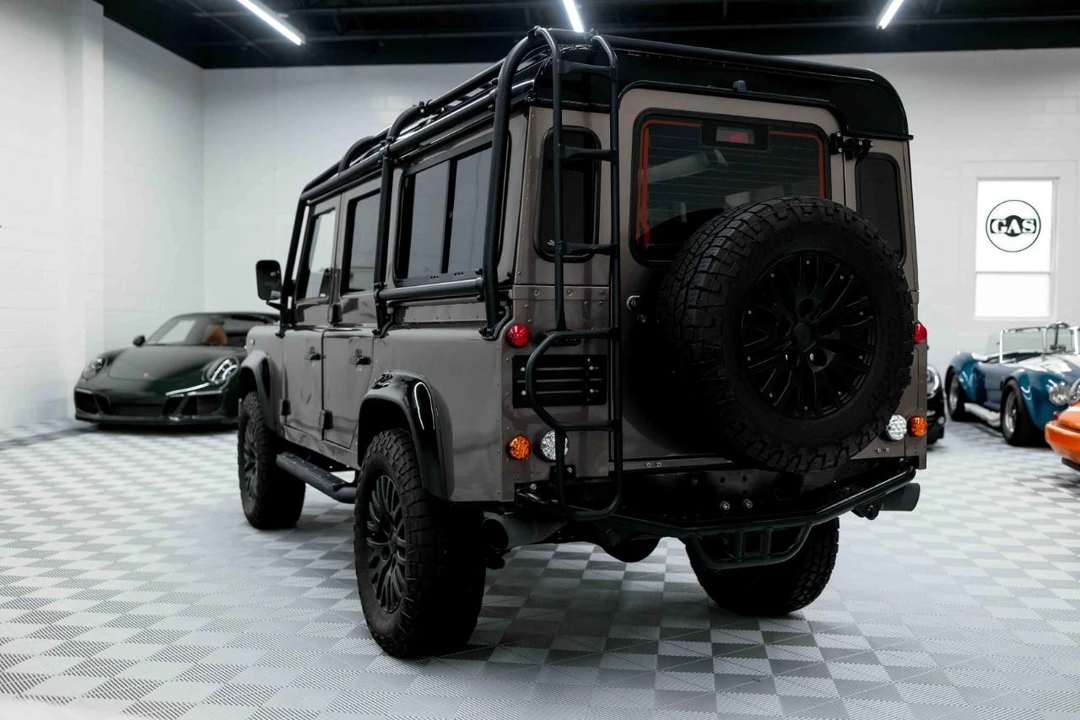2021 Land Rover Defender L663 - Image 9 of 21