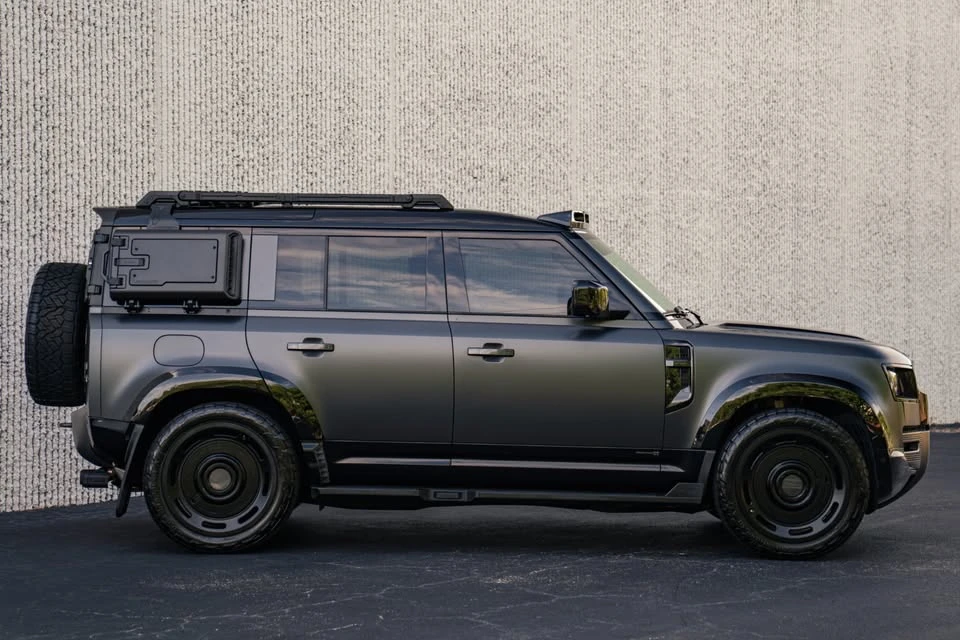 2021 Land Rover Defender L663 - Image 11 of 20