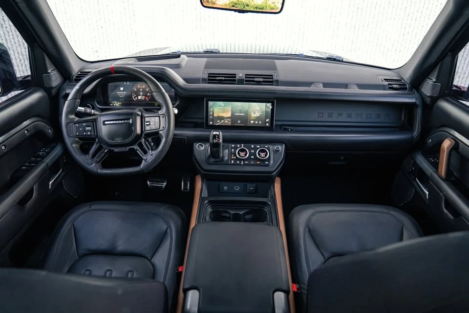 2021 Land Rover Defender L663 - Image 8 of 20