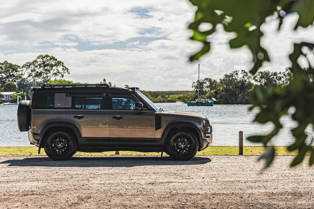 2021 Land Rover Defender L663 - Image 29 of 31