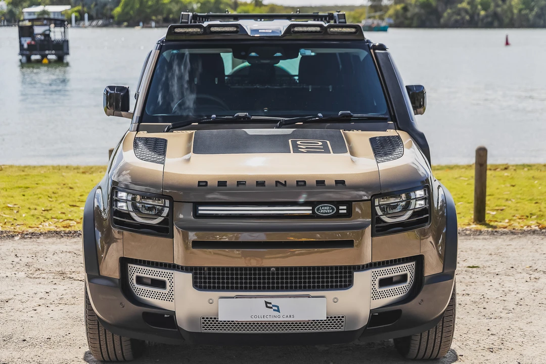 2021 Land Rover Defender L663 - Image 10 of 31