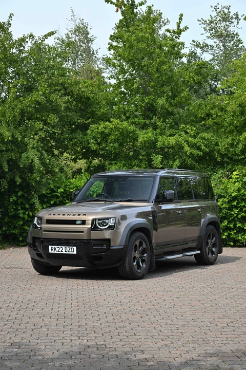 2021 Land Rover Defender L663 - Image 11 of 31