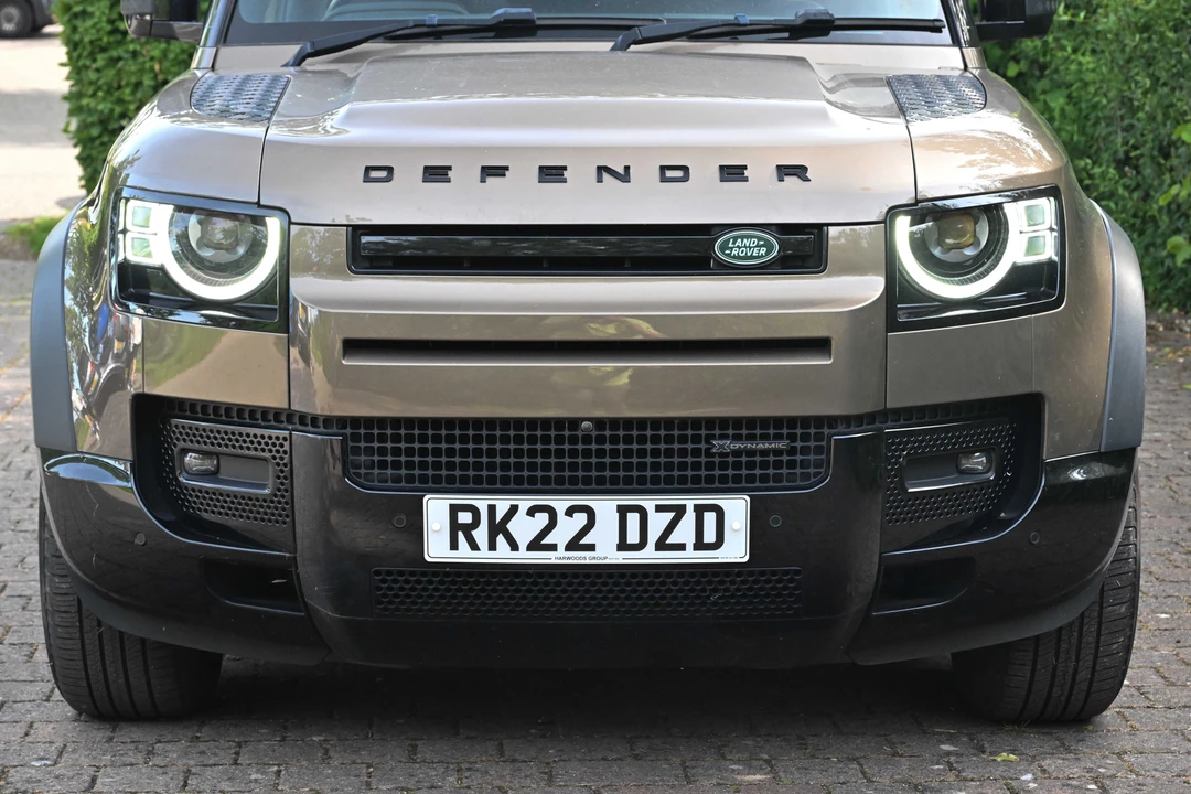 2021 Land Rover Defender L663 - Image 18 of 31