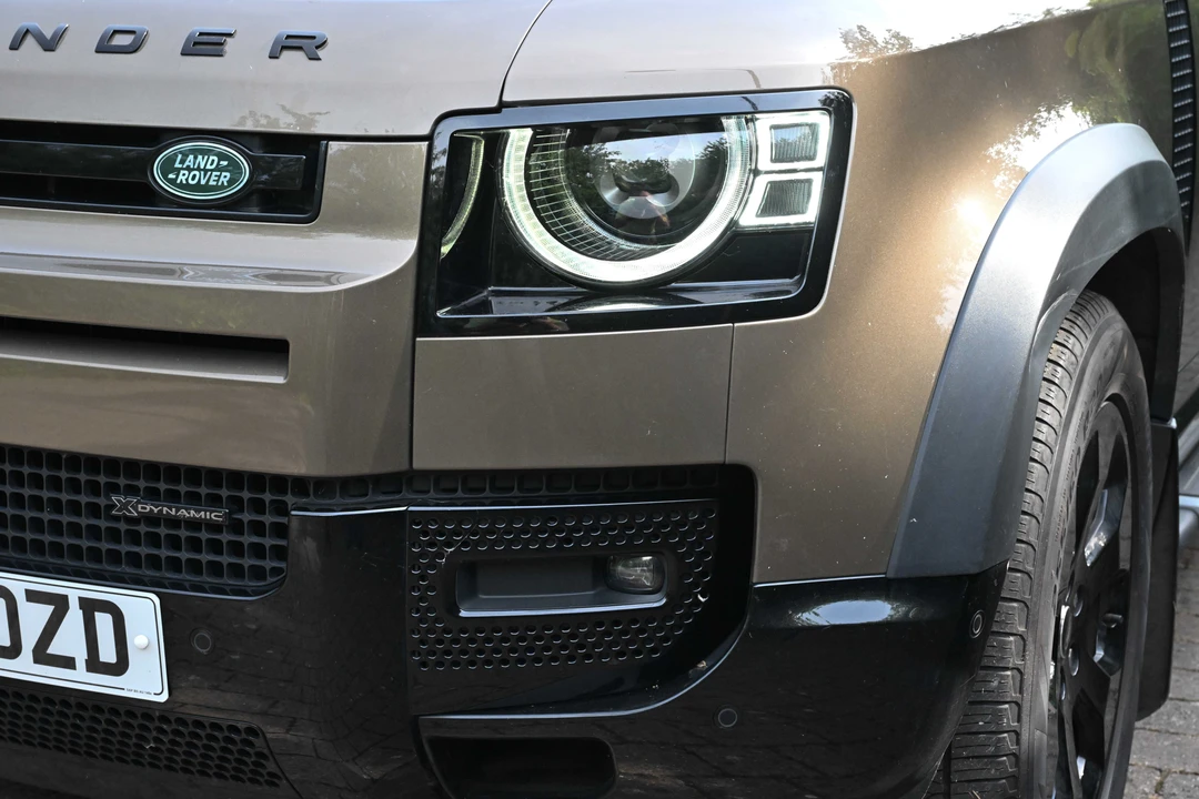 2021 Land Rover Defender L663 - Image 24 of 31
