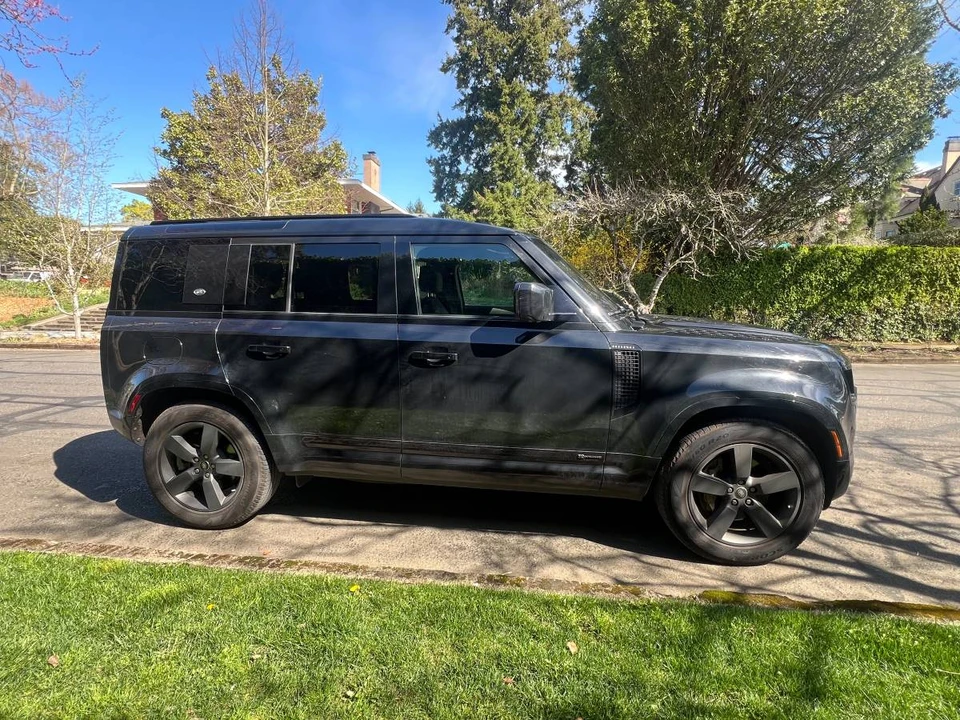 2021 Land Rover Defender L663 - Image 4 of 15